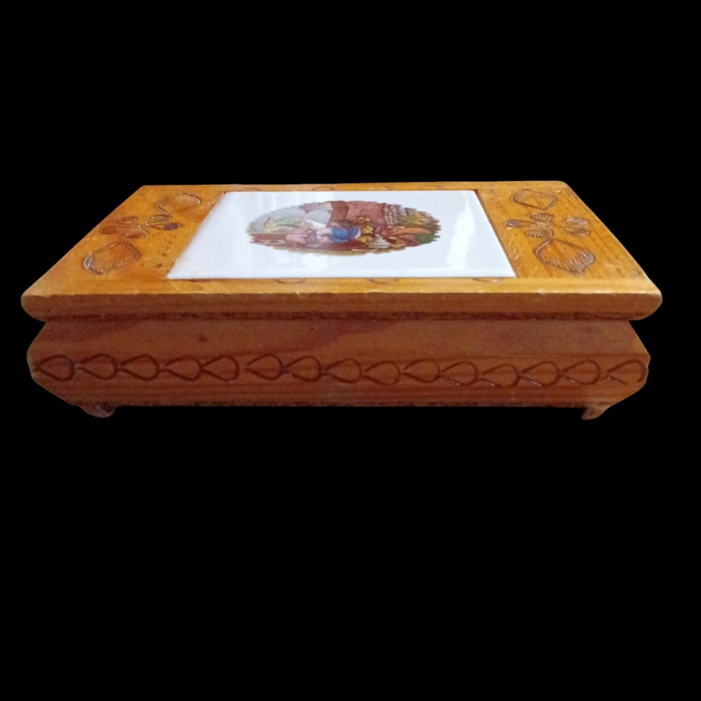 Wood Jewelry Box With Arabian Scene On A Ceramic Tile Insert On Lid 7.5"x5"
